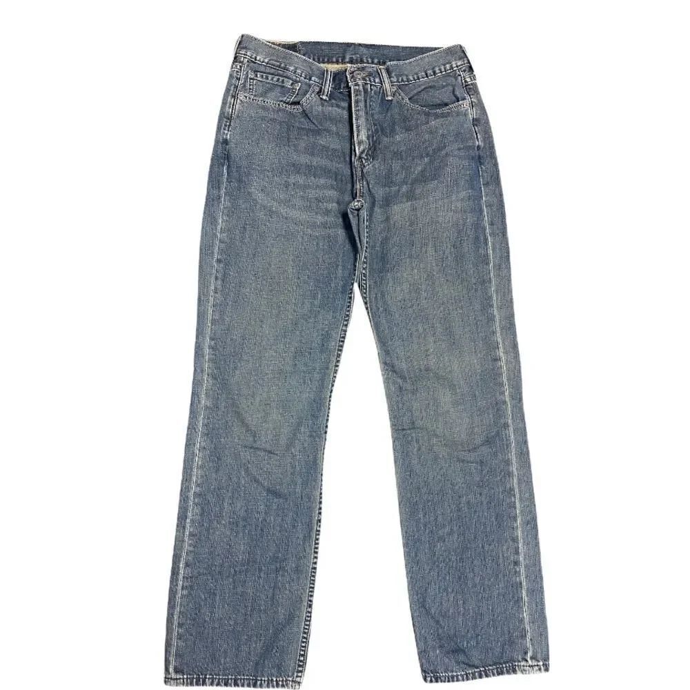 Levi’s 514 Medium Wash Jeans Size 32/32